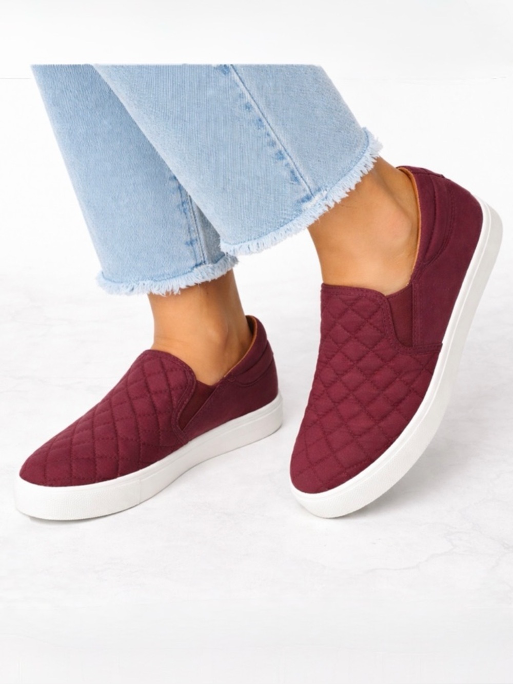 [Steve Madden] Classic Maroon Slip On Sneakers